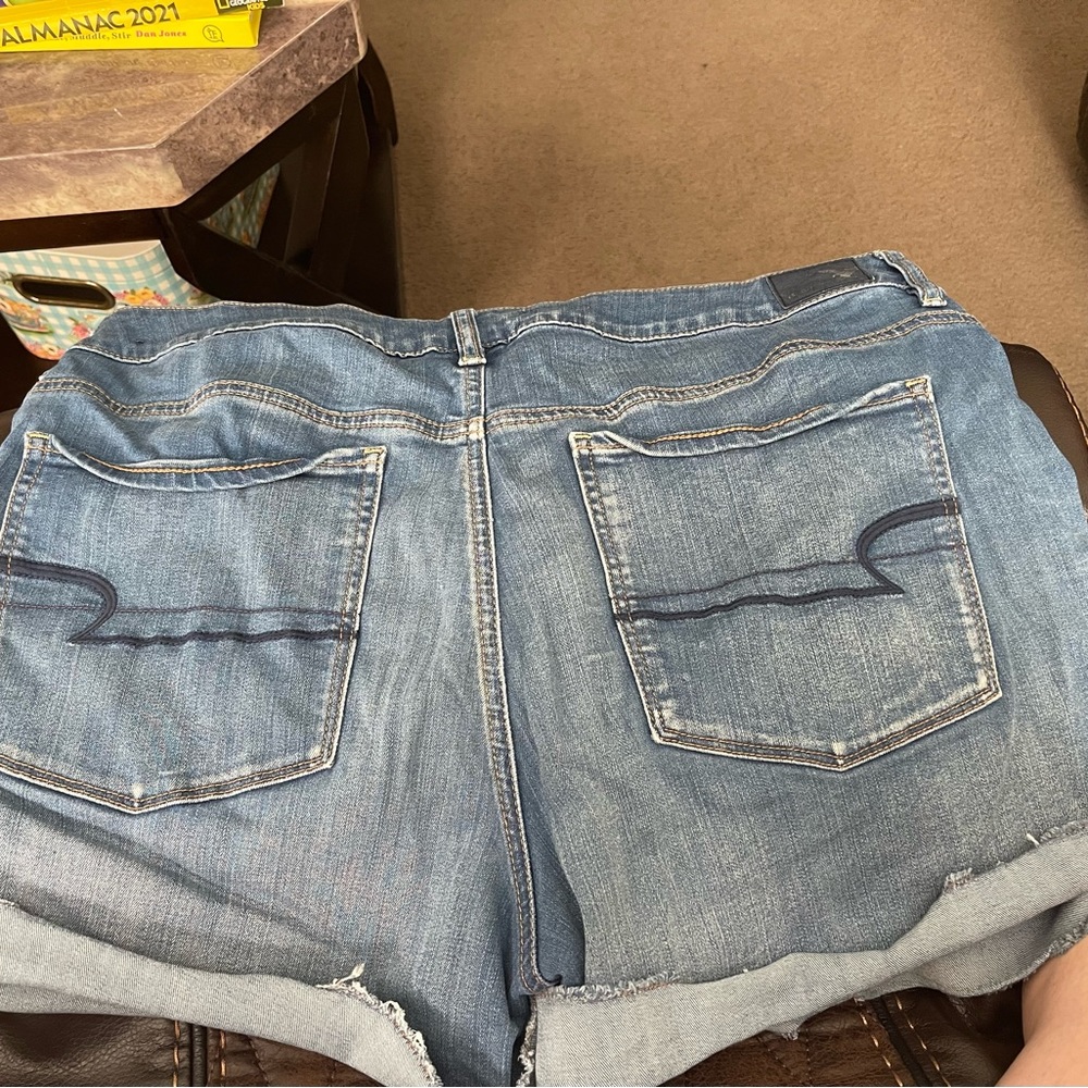 American eagle Shortie 18